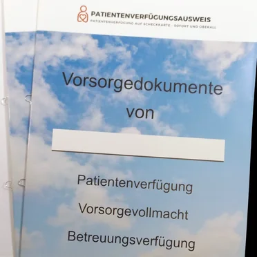 Vorsorgemappe mit Patientenverfügung, Vorsorgevollmacht und Betreuungsverfügung